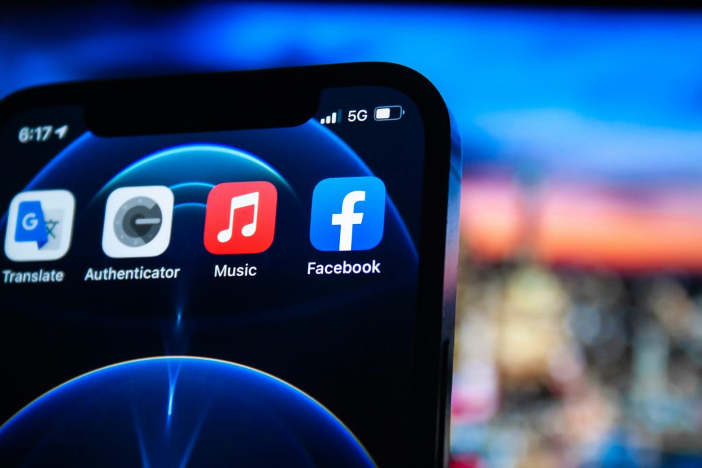 The Facebook app on an Iphone.
