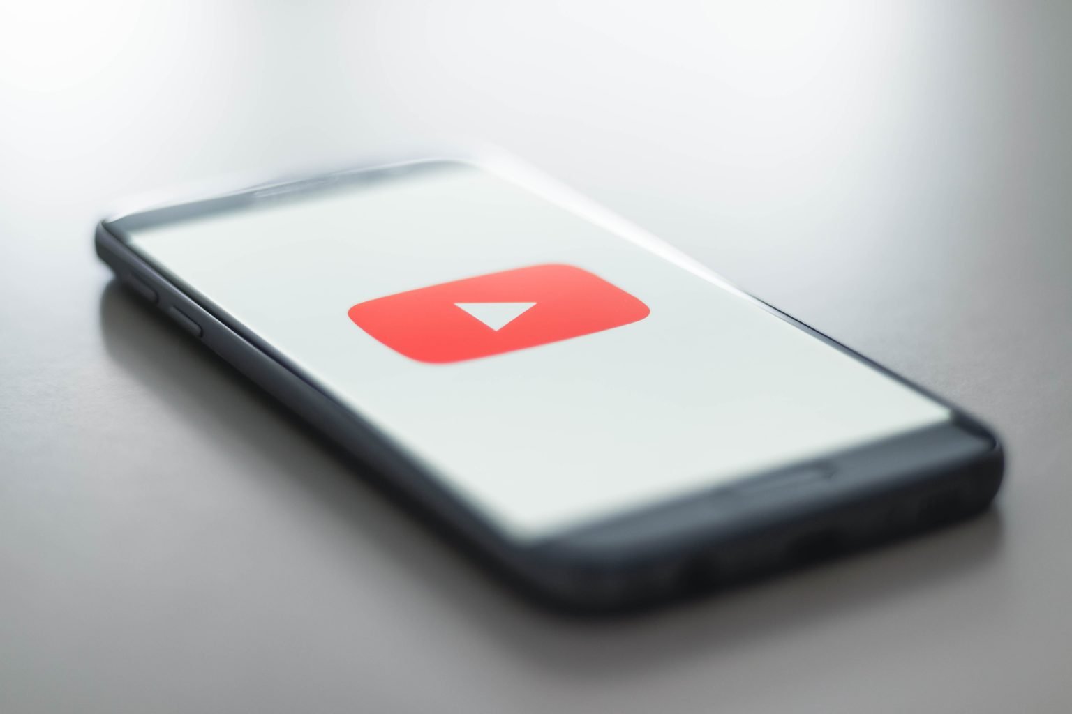 youtube on the smartphone