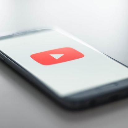 youtube on the smartphone